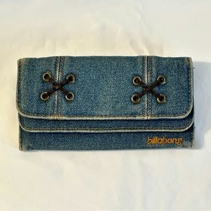 Billabong Denim Women’s Wallet - 2000’s vintage
